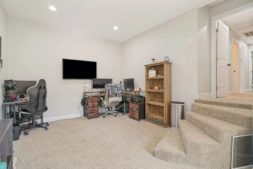 2341 Oak Leaf Trail Cleburne TX 76031