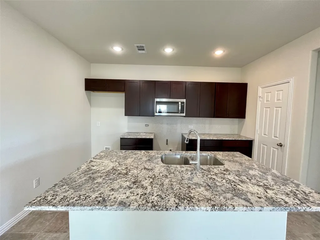 4042 Sparrow Trail Melissa TX 75454