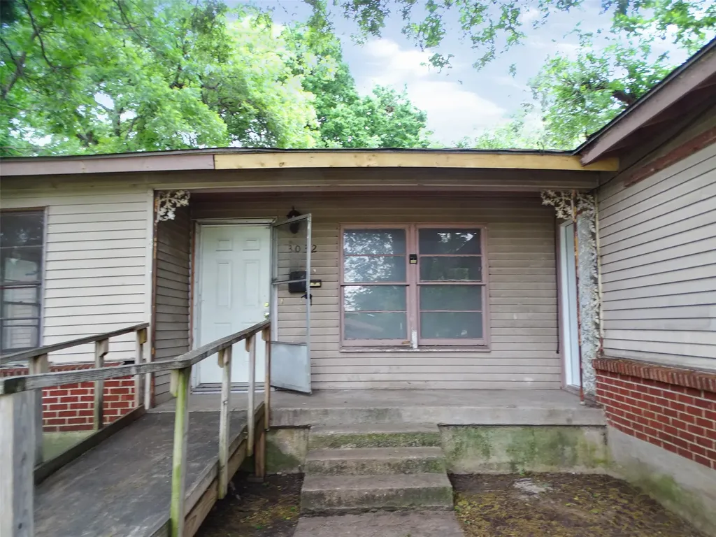 3032 Dahlia Drive Dallas TX 75216