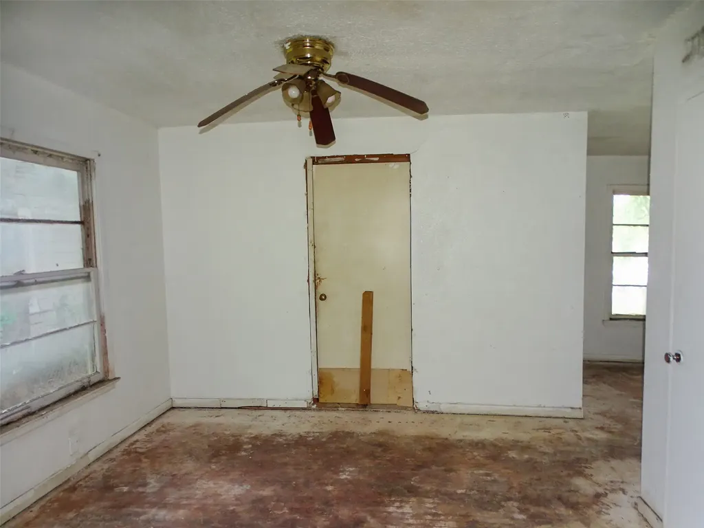 3032 Dahlia Drive Dallas TX 75216