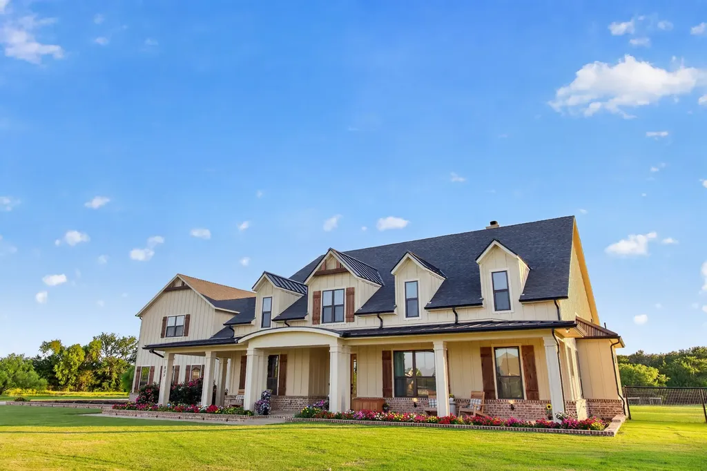 985 Vest Lane Pilot Point TX 76258