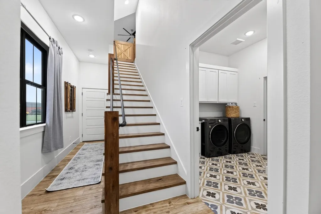 985 Vest Lane Pilot Point TX 76258