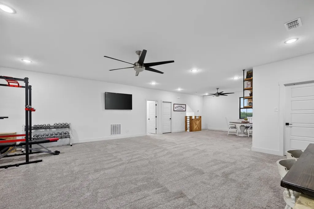 985 Vest Lane Pilot Point TX 76258