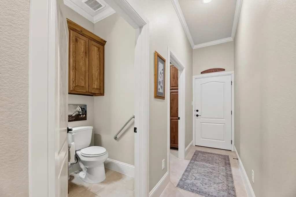 985 Vest Lane Pilot Point TX 76258