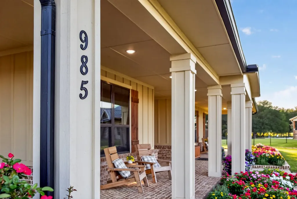 985 Vest Lane Pilot Point TX 76258