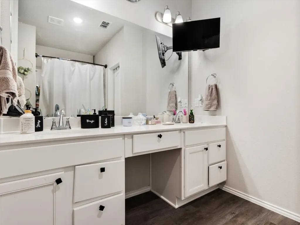 10040 Travis Drive Providence Village TX 76227