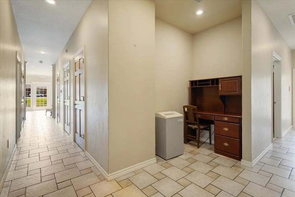 600 N Crockett Street Sherman TX 75090