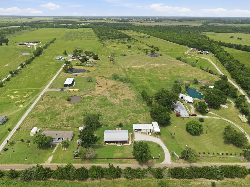 6101 Bluebird Lane Kaufman TX 75142