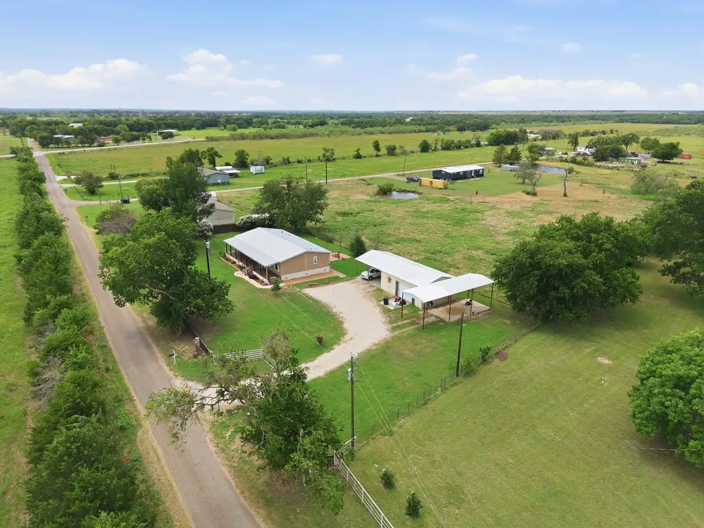 6101 Bluebird Lane Kaufman TX 75142