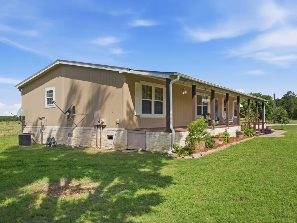 6101 Bluebird Lane Kaufman TX 75142