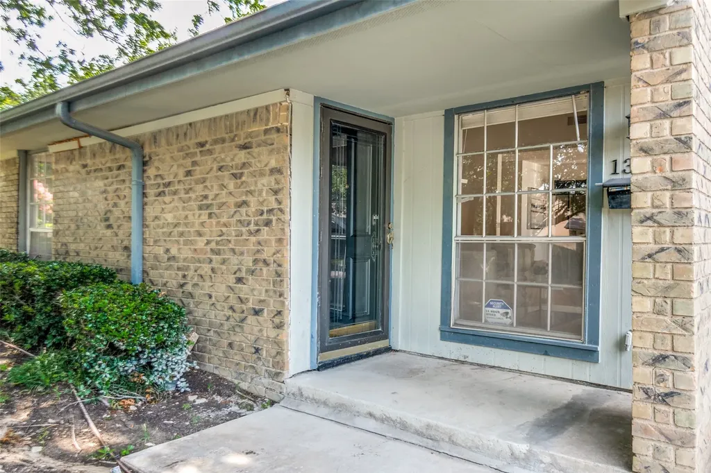13747 Flagstone Lane Dallas TX 75240