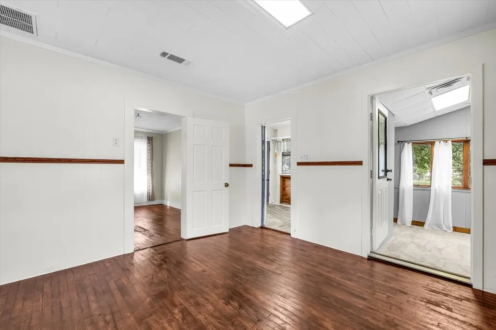 1020 Fisher Street Bellmead TX 76705