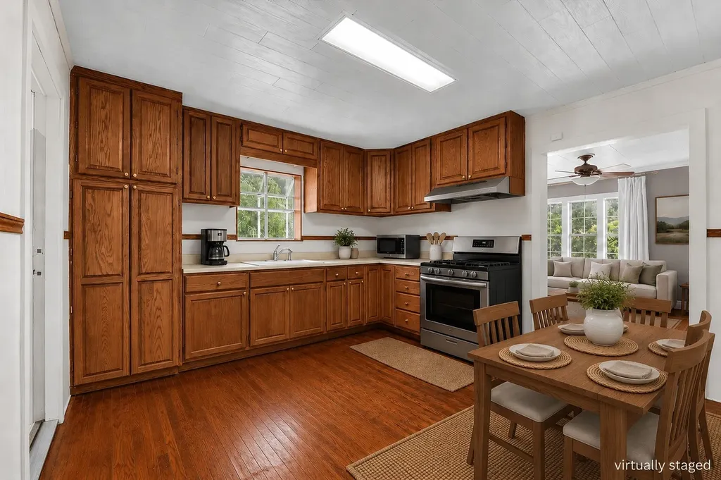 1020 Fisher Street Bellmead TX 76705