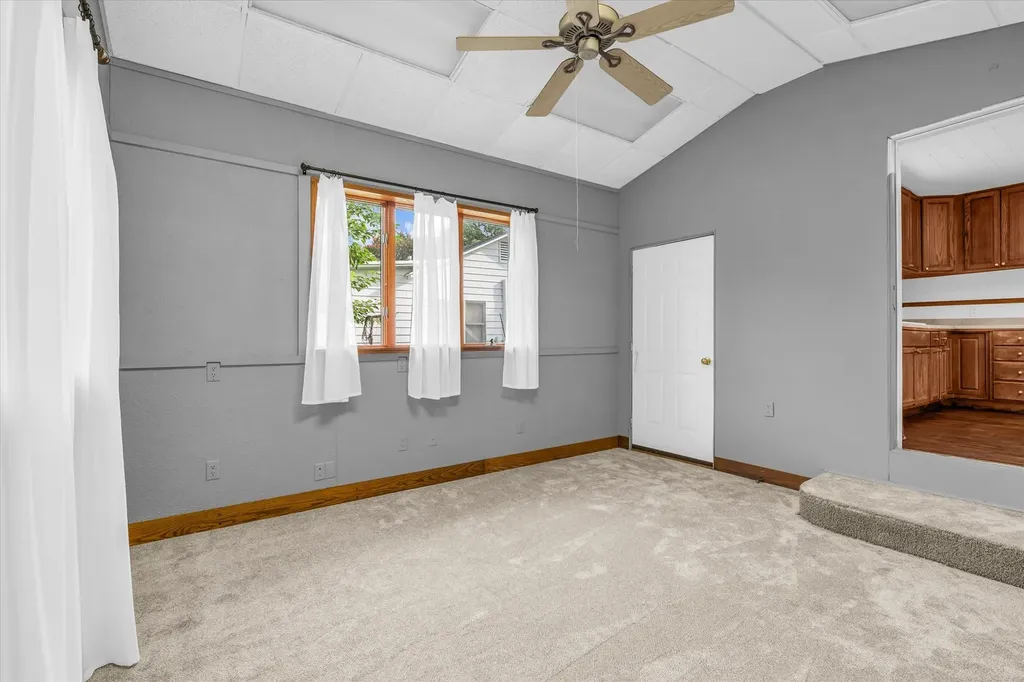 1020 Fisher Street Bellmead TX 76705