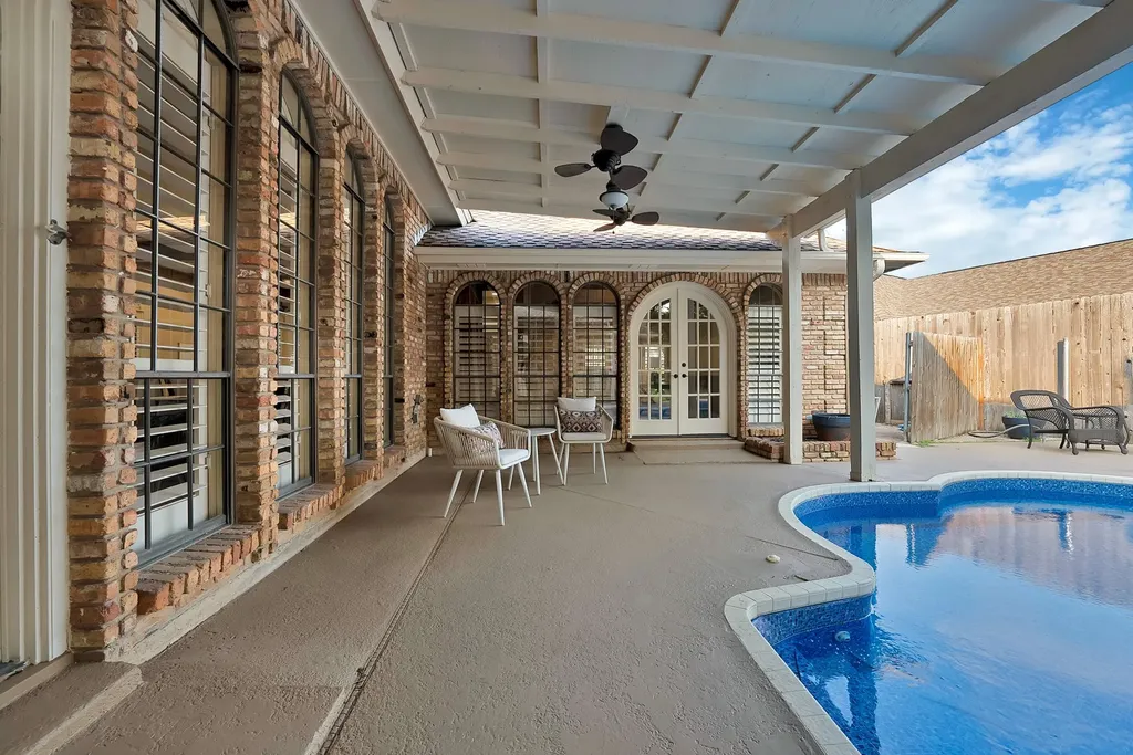 2714 Ridge Top Lane Arlington TX 76006