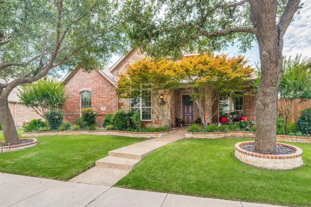 1005 Homer Johnson Lane Garland TX 75044