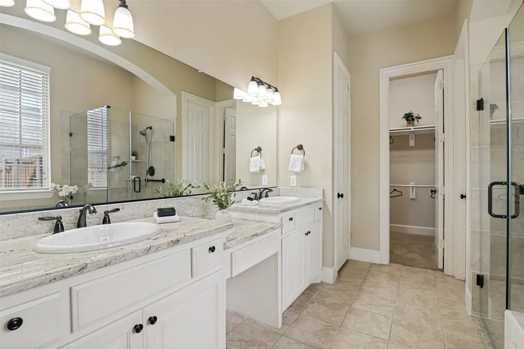 1005 Homer Johnson Lane Garland TX 75044