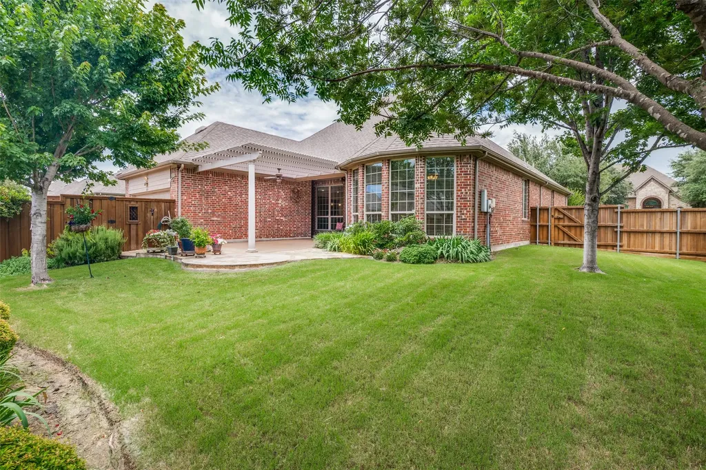 1005 Homer Johnson Lane Garland TX 75044