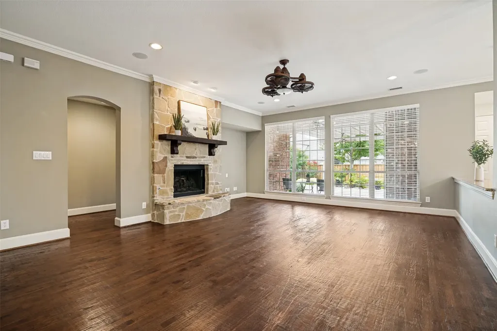 1005 Homer Johnson Lane Garland TX 75044
