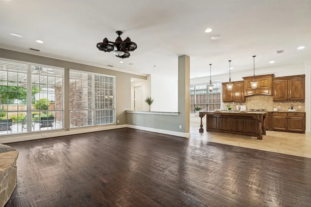 1005 Homer Johnson Lane Garland TX 75044