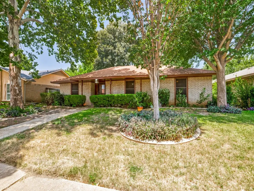 7133 Bayberry Lane Dallas TX 75249