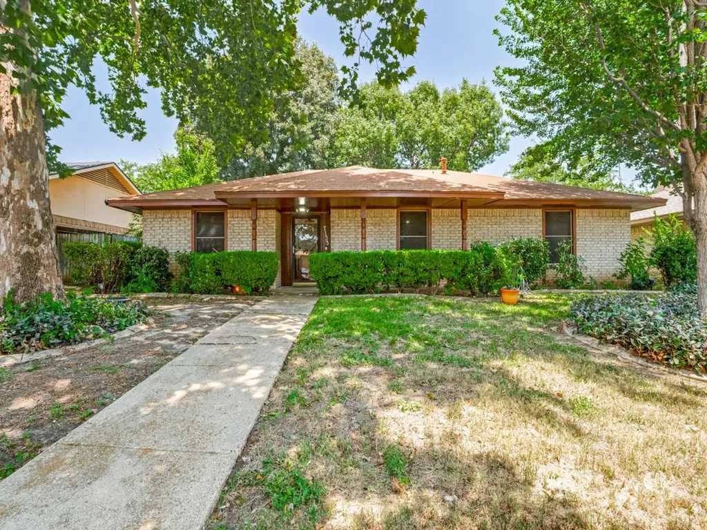 7133 Bayberry Lane Dallas TX 75249