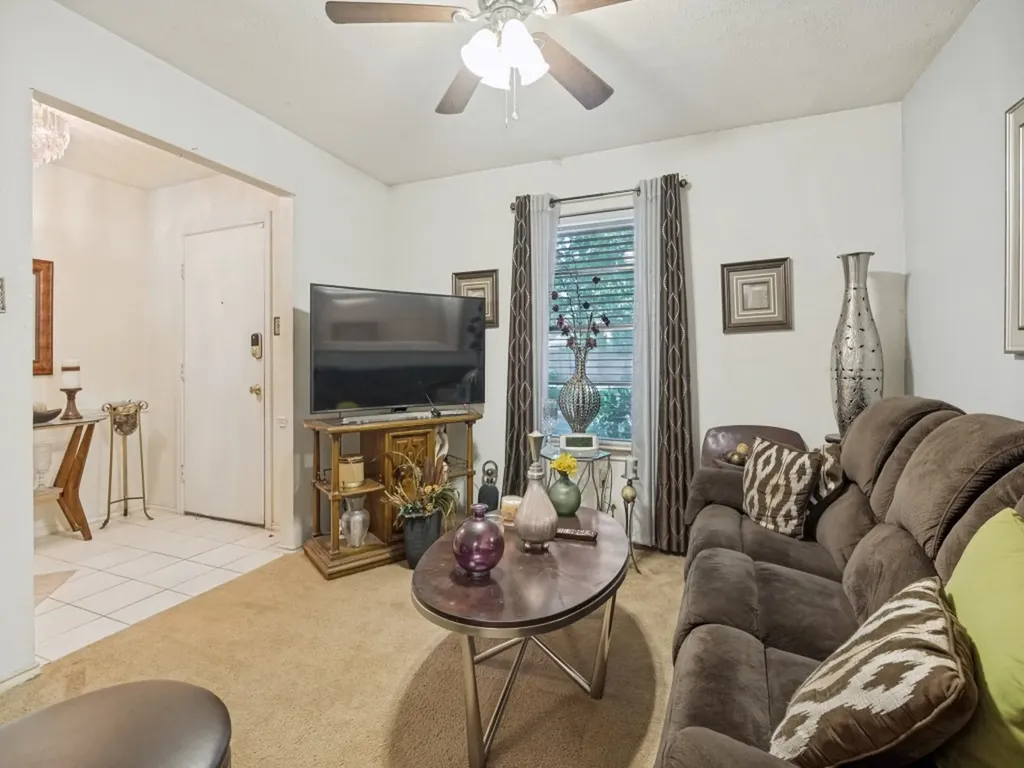 7133 Bayberry Lane Dallas TX 75249