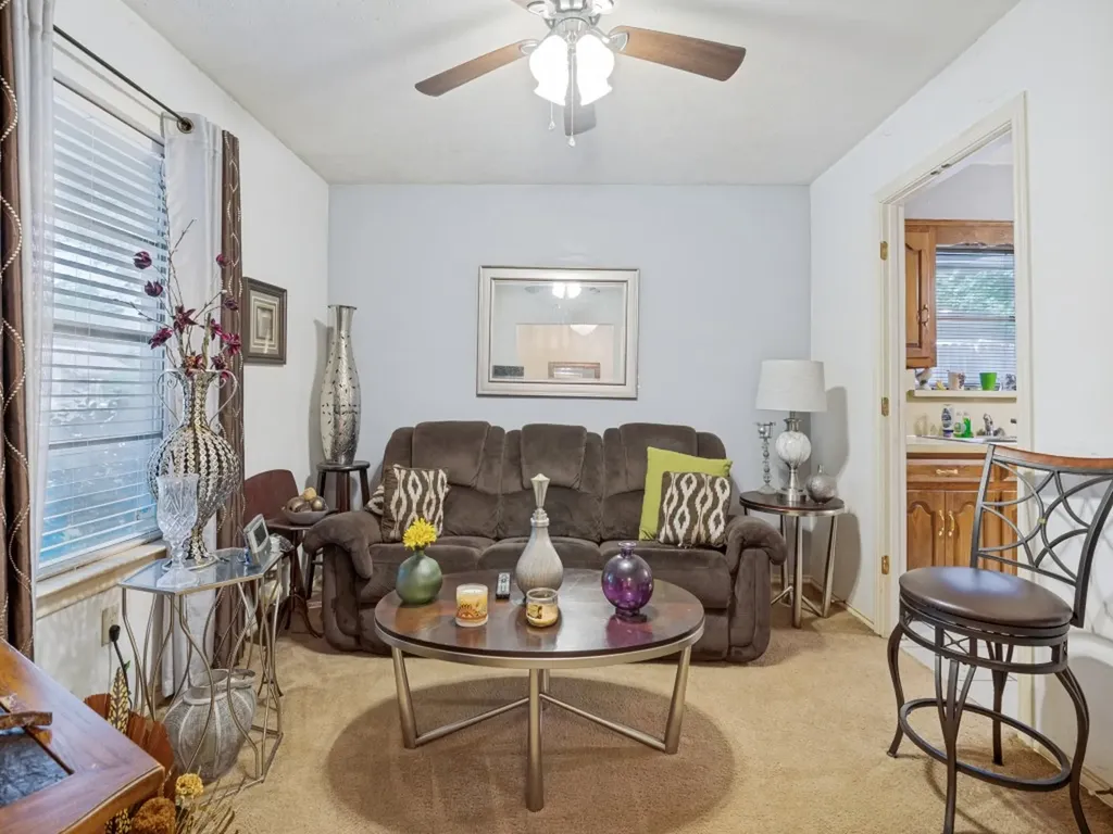 7133 Bayberry Lane Dallas TX 75249