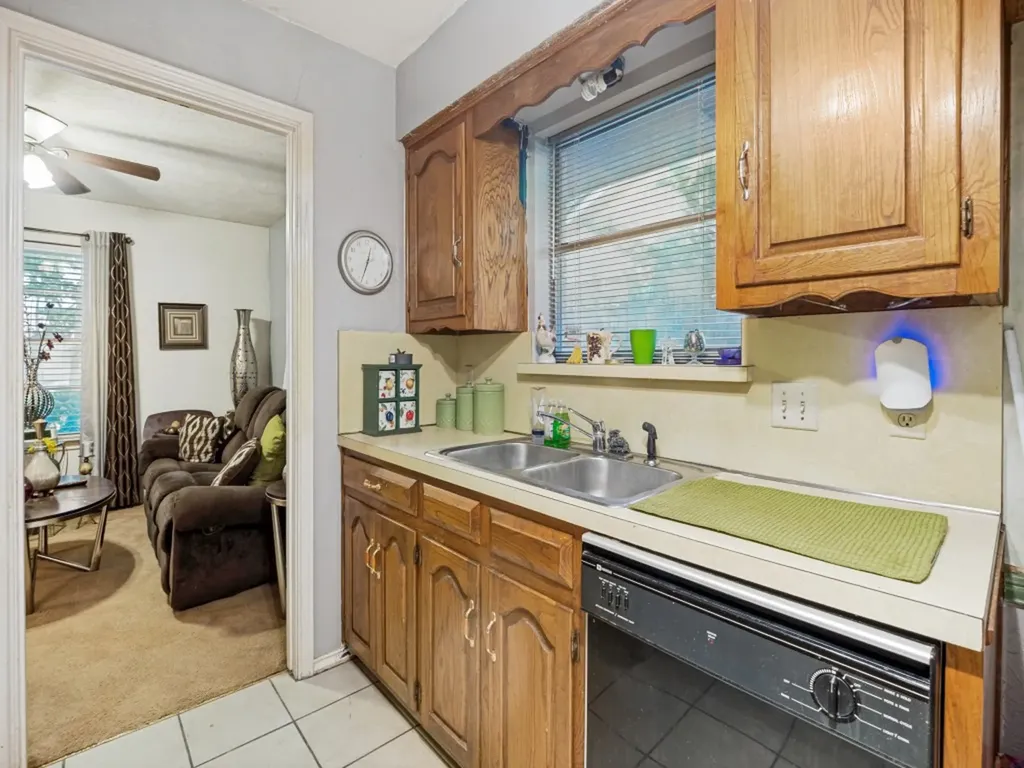 7133 Bayberry Lane Dallas TX 75249