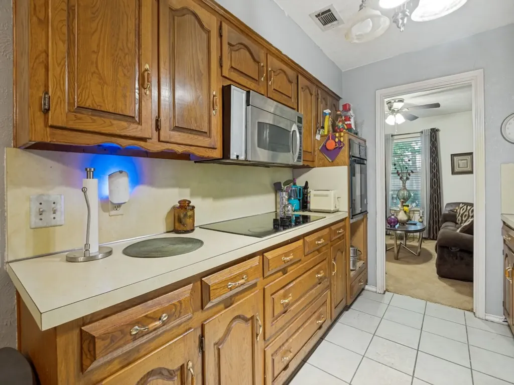 7133 Bayberry Lane Dallas TX 75249