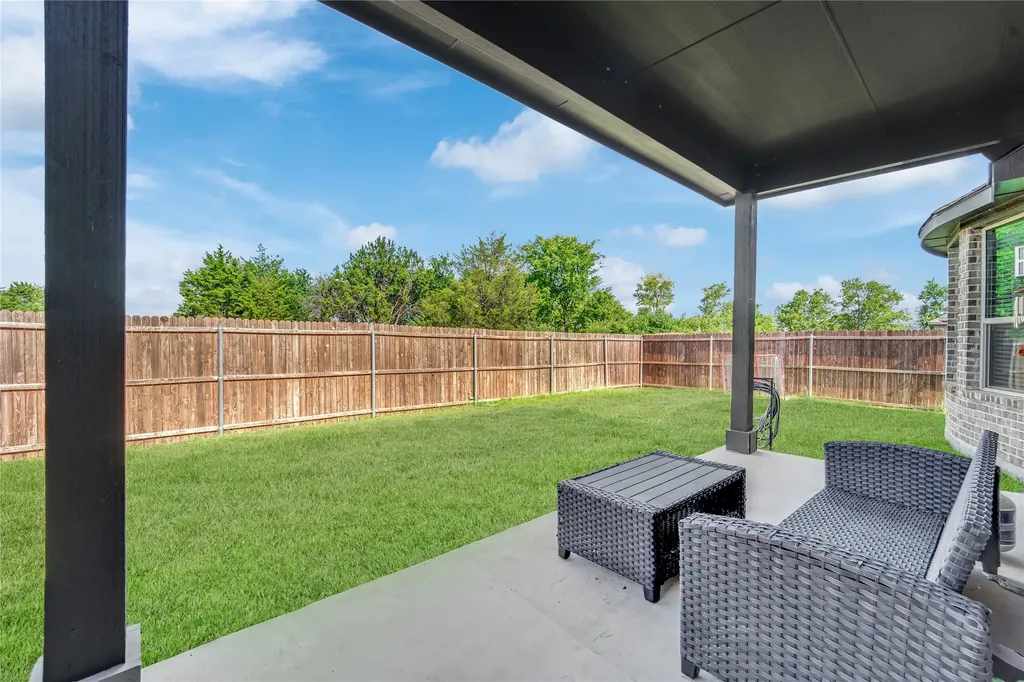 10619 Cherry Tree Way Grand Prairie TX 76065