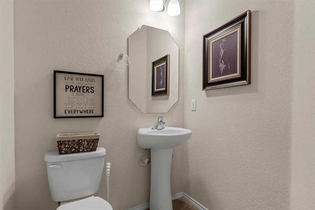 11333 Haggerman Drive Lorena TX 76655