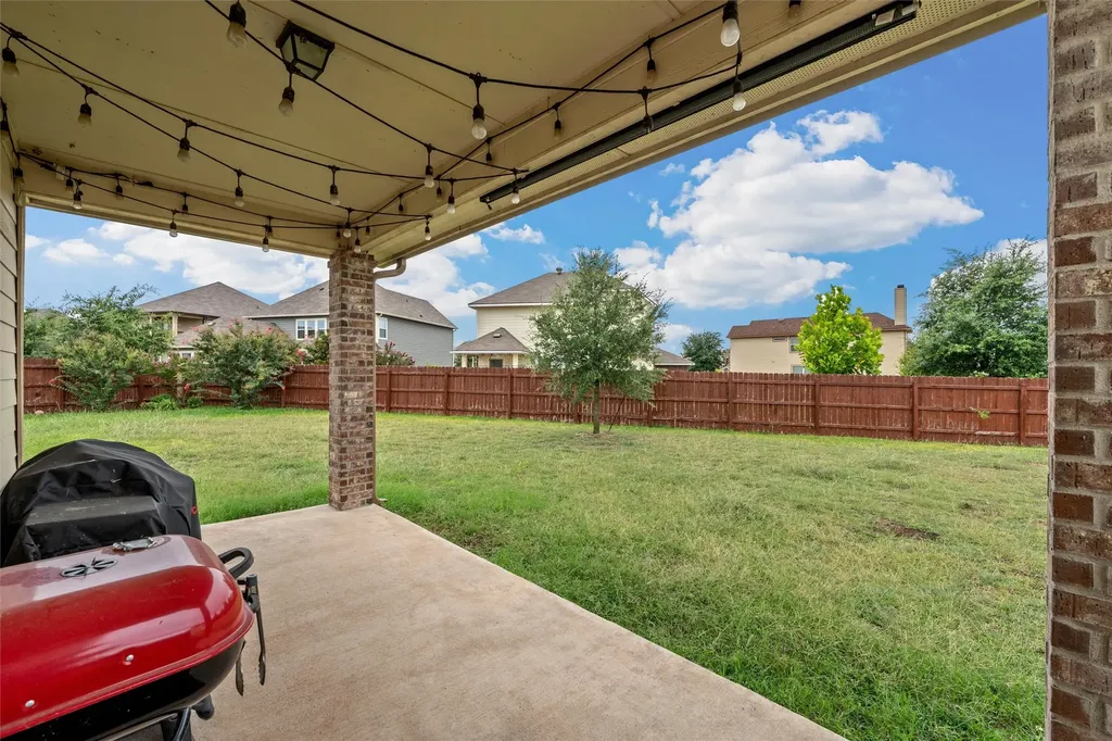 11333 Haggerman Drive Lorena TX 76655