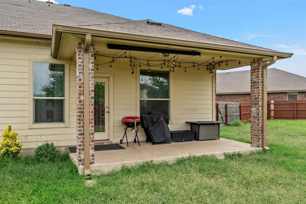 11333 Haggerman Drive Lorena TX 76655