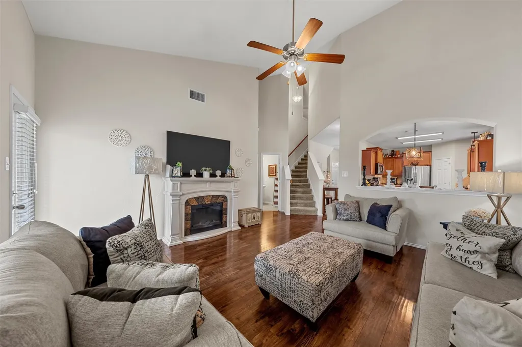 11333 Haggerman Drive Lorena TX 76655