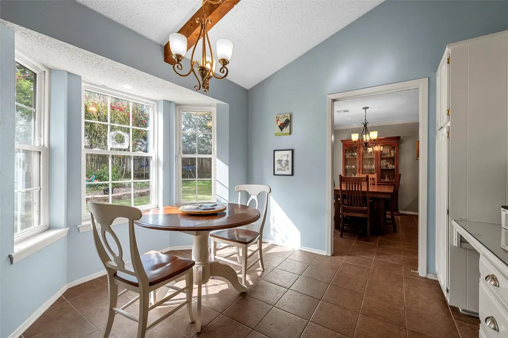 8202 Whippoorwill Drive Woodway TX 76712