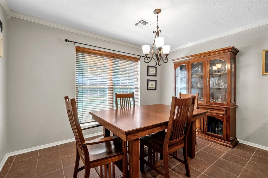 8202 Whippoorwill Drive Woodway TX 76712