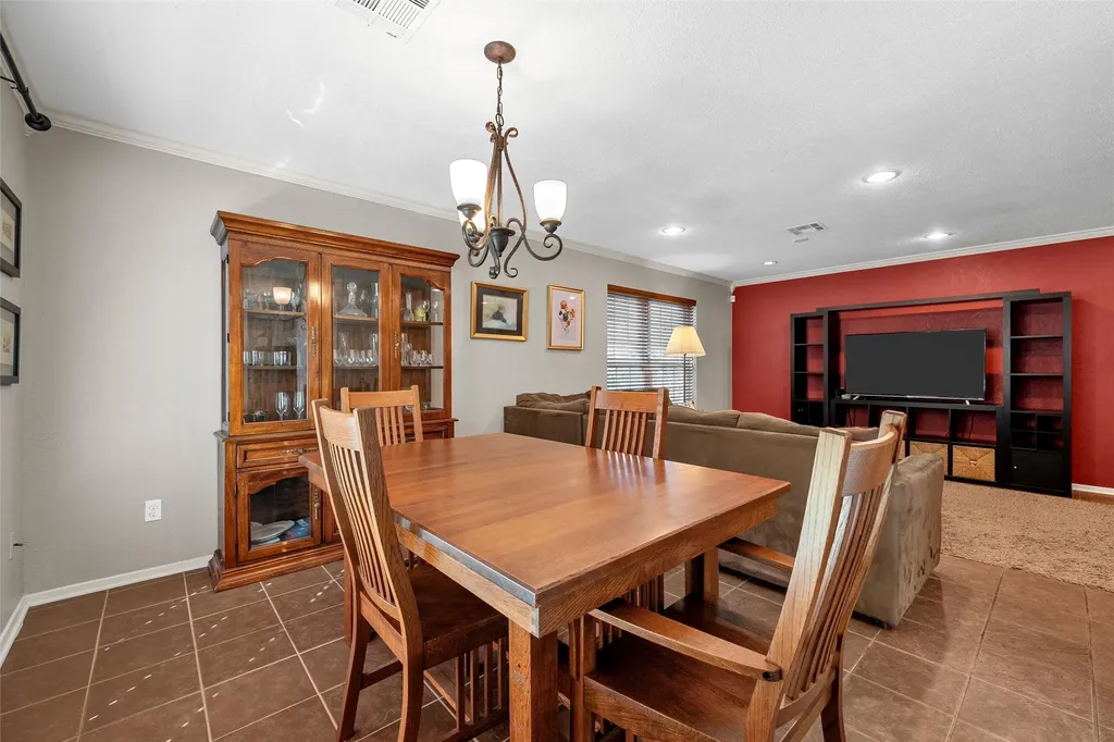 8202 Whippoorwill Drive Woodway TX 76712