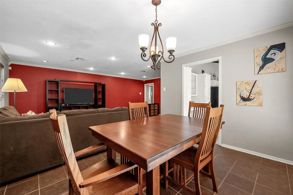 8202 Whippoorwill Drive Woodway TX 76712
