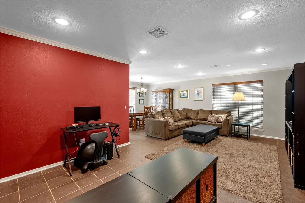 8202 Whippoorwill Drive Woodway TX 76712