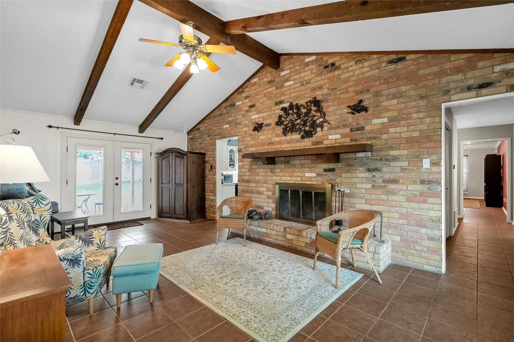 8202 Whippoorwill Drive Woodway TX 76712