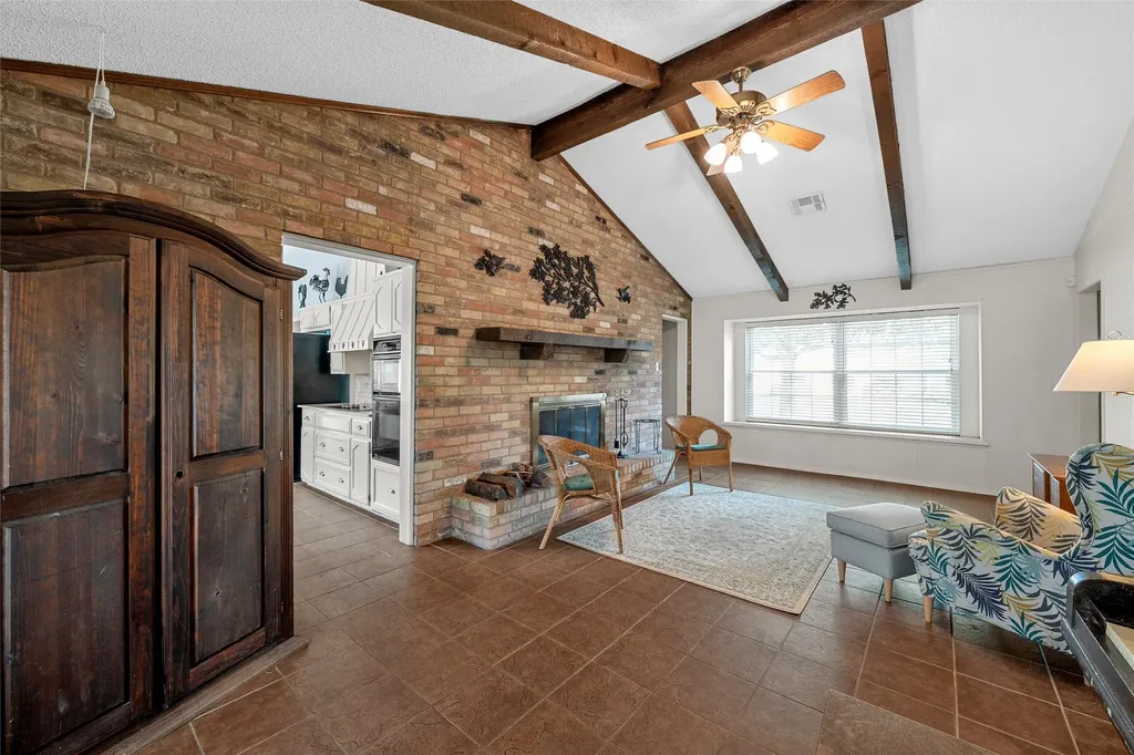 8202 Whippoorwill Drive Woodway TX 76712