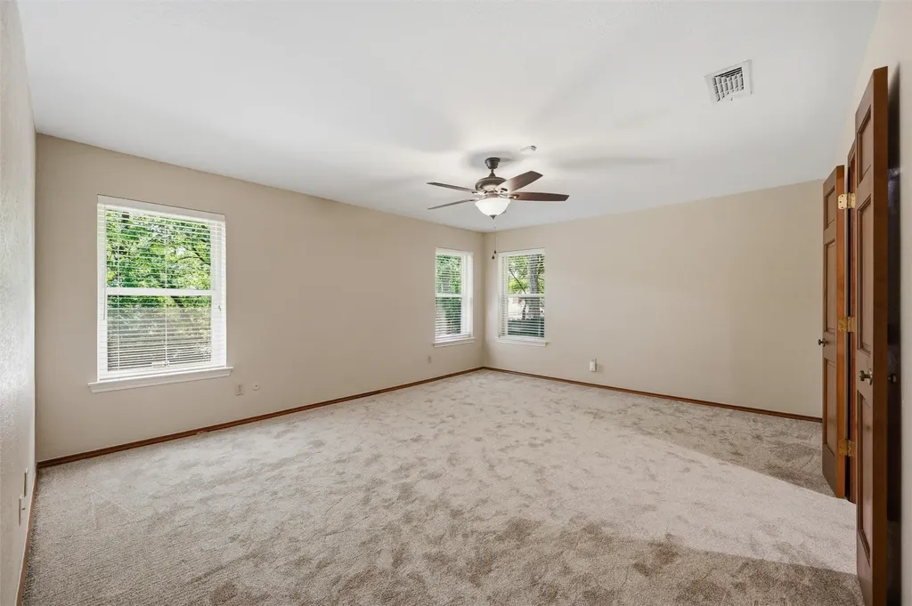 429 Rolling Hills Trail Arlington TX 76011