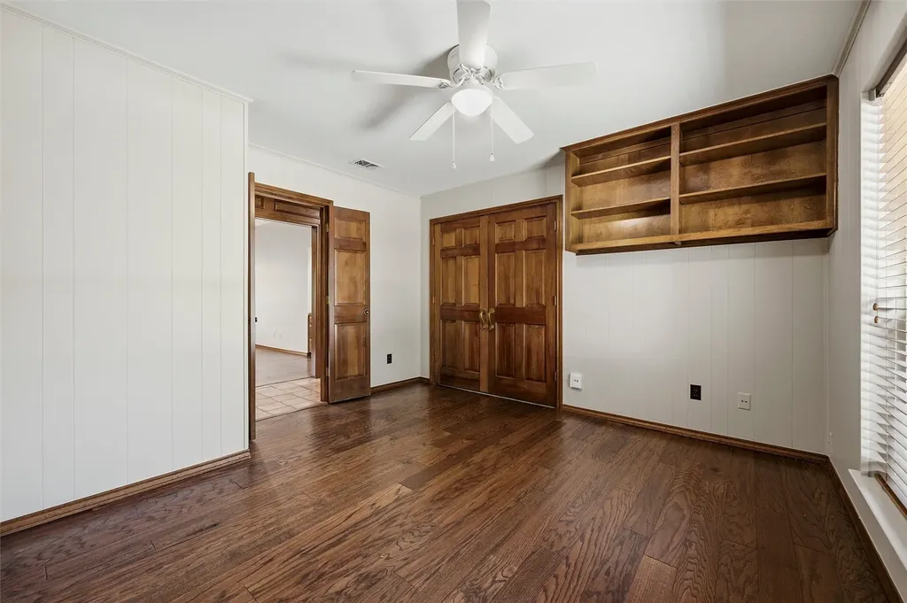 429 Rolling Hills Trail Arlington TX 76011