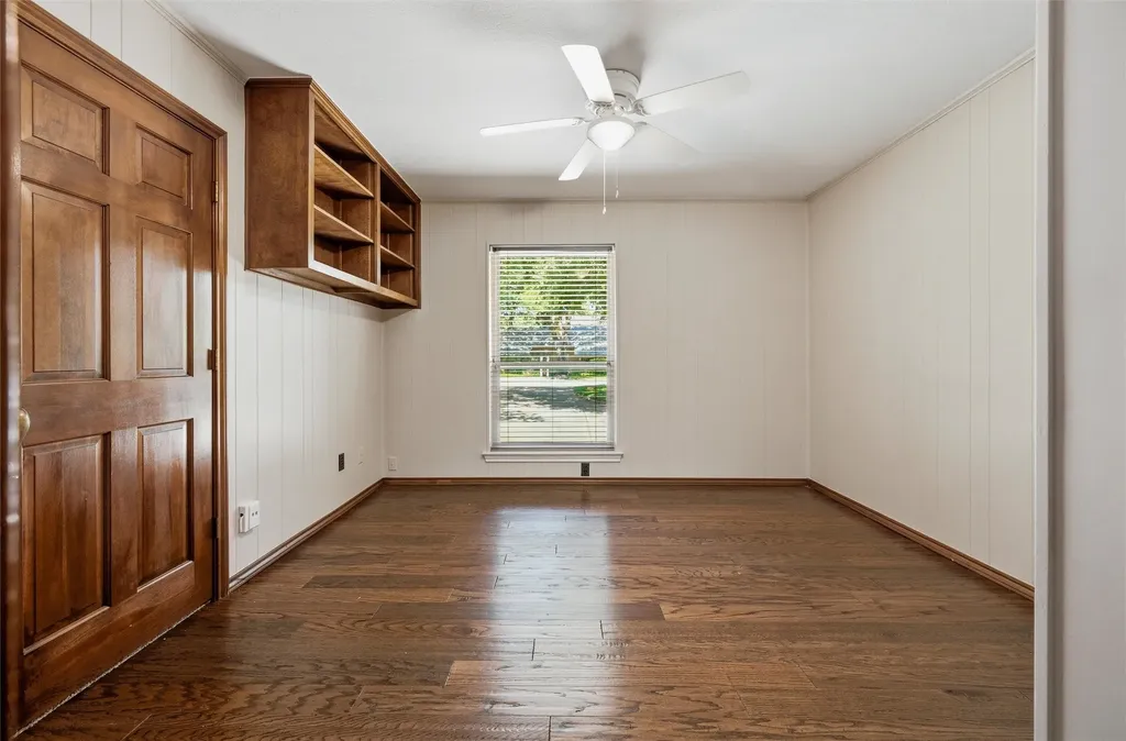 429 Rolling Hills Trail Arlington TX 76011