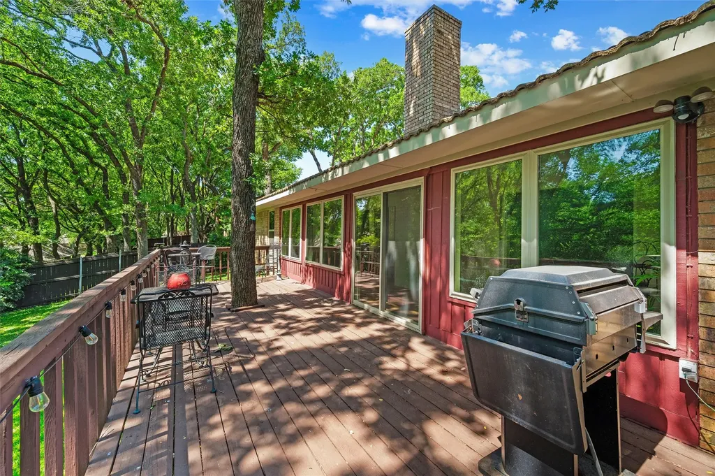429 Rolling Hills Trail Arlington TX 76011