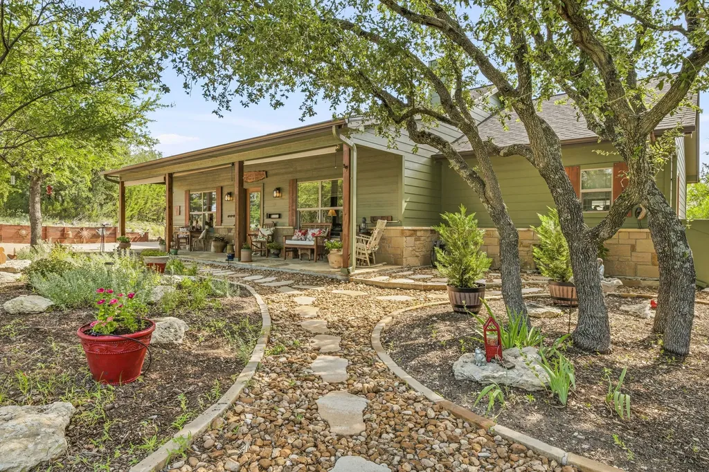 805 Anglers Ridge Bluff Dale TX 76433
