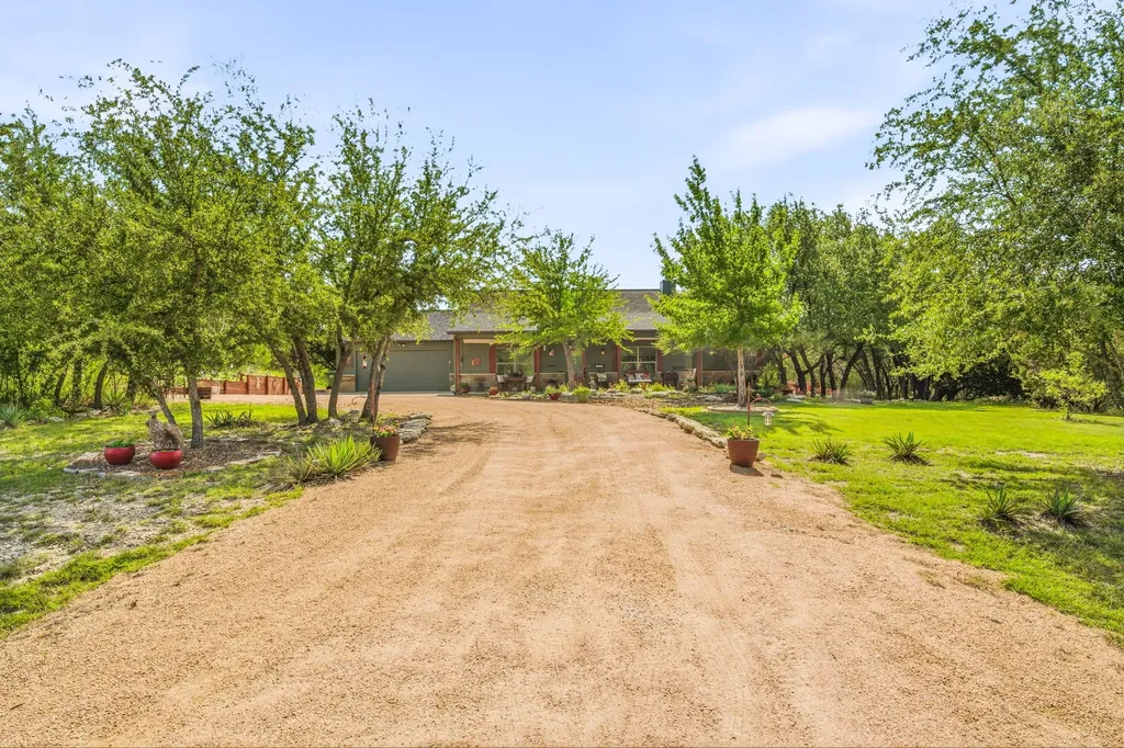 805 Anglers Ridge Bluff Dale TX 76433