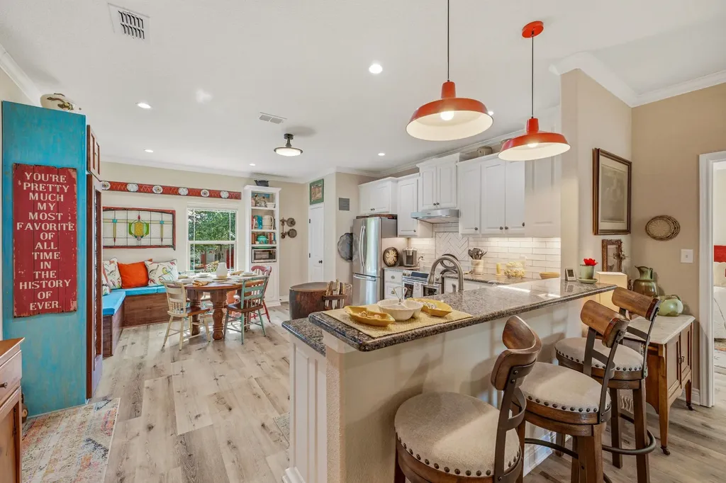 805 Anglers Ridge Bluff Dale TX 76433
