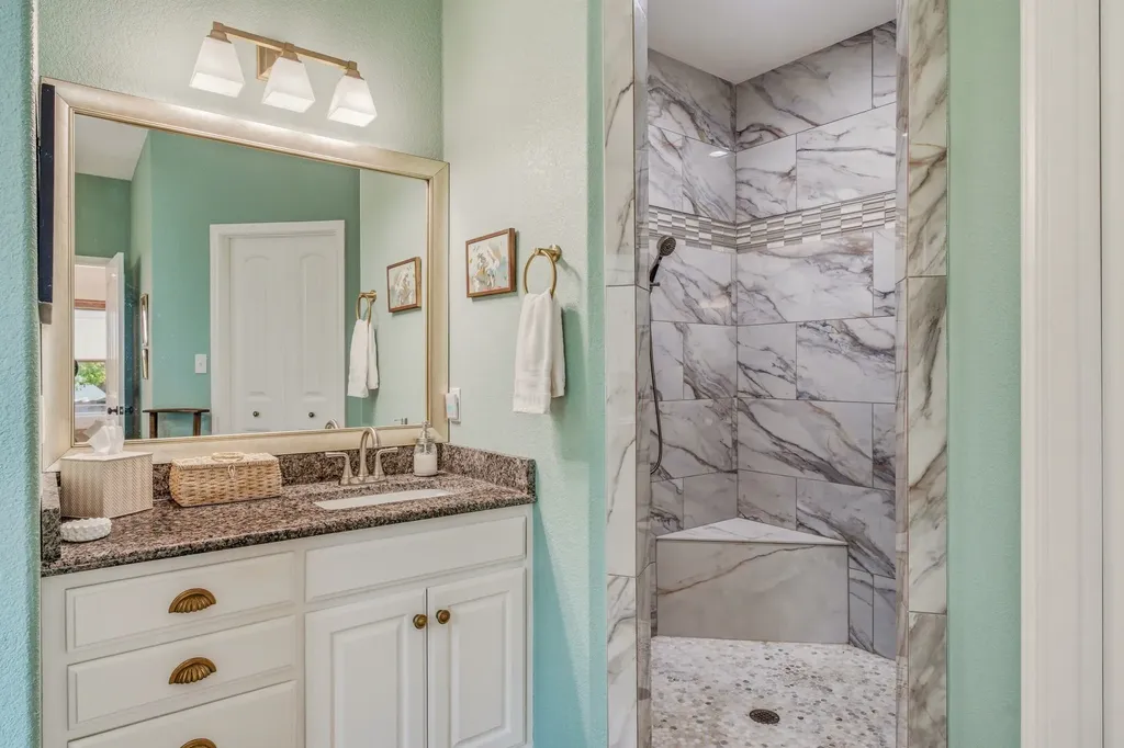805 Anglers Ridge Bluff Dale TX 76433